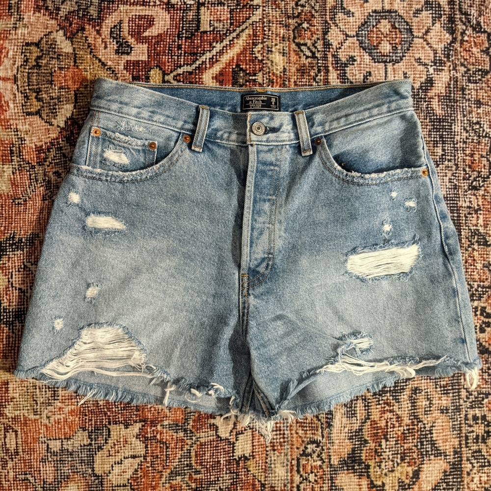 Abercrombie High Rise 4" Short